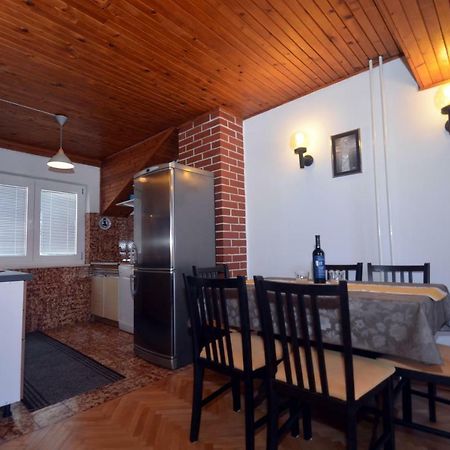Apartment Mimica-Croatia , Omis , Center ภายนอก รูปภาพ