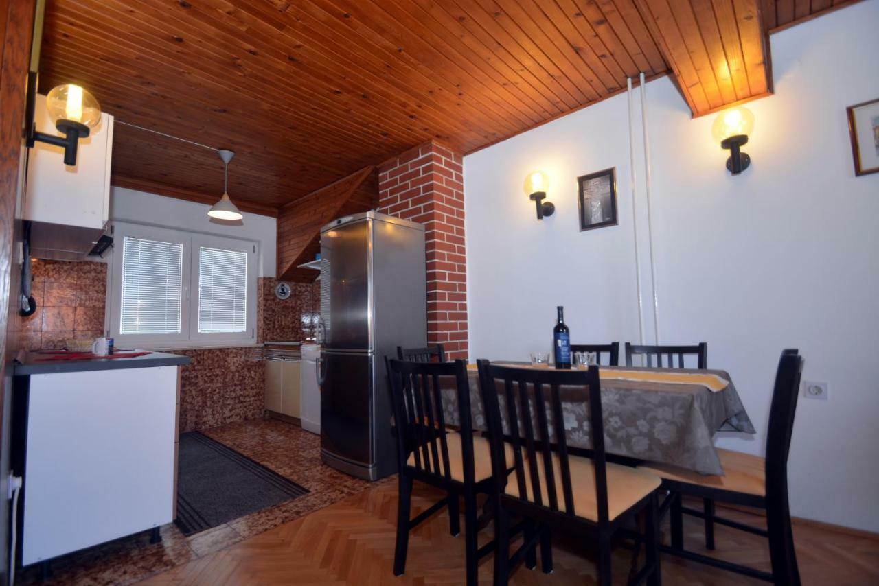 Apartment Mimica-Croatia , Omis , Center ภายนอก รูปภาพ