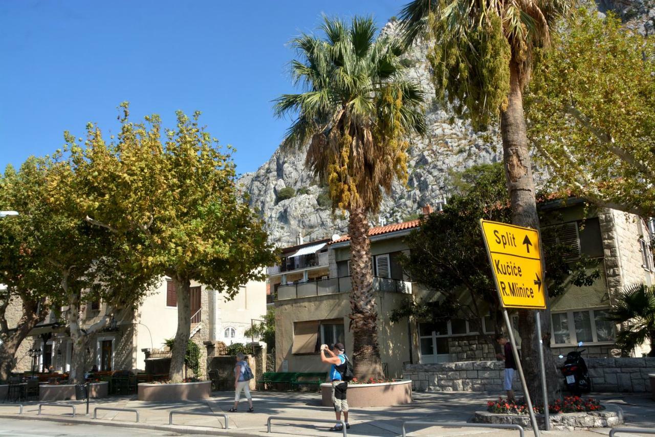 Apartment Mimica-Croatia , Omis , Center ภายนอก รูปภาพ