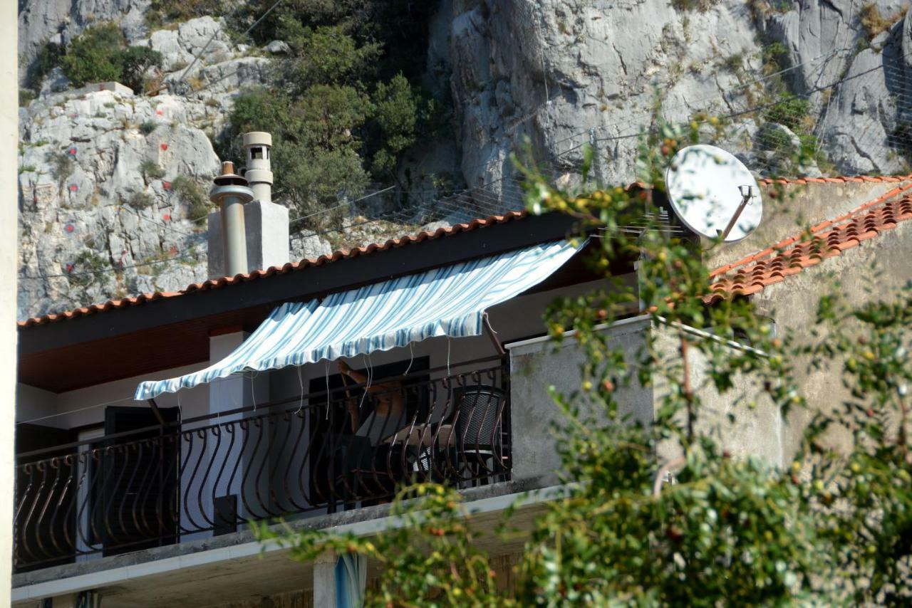 Apartment Mimica-Croatia , Omis , Center ภายนอก รูปภาพ