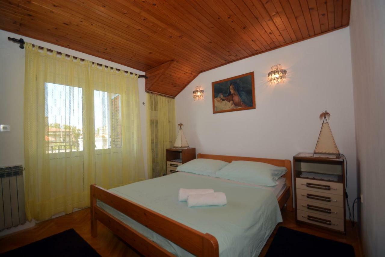 Apartment Mimica-Croatia , Omis , Center ภายนอก รูปภาพ