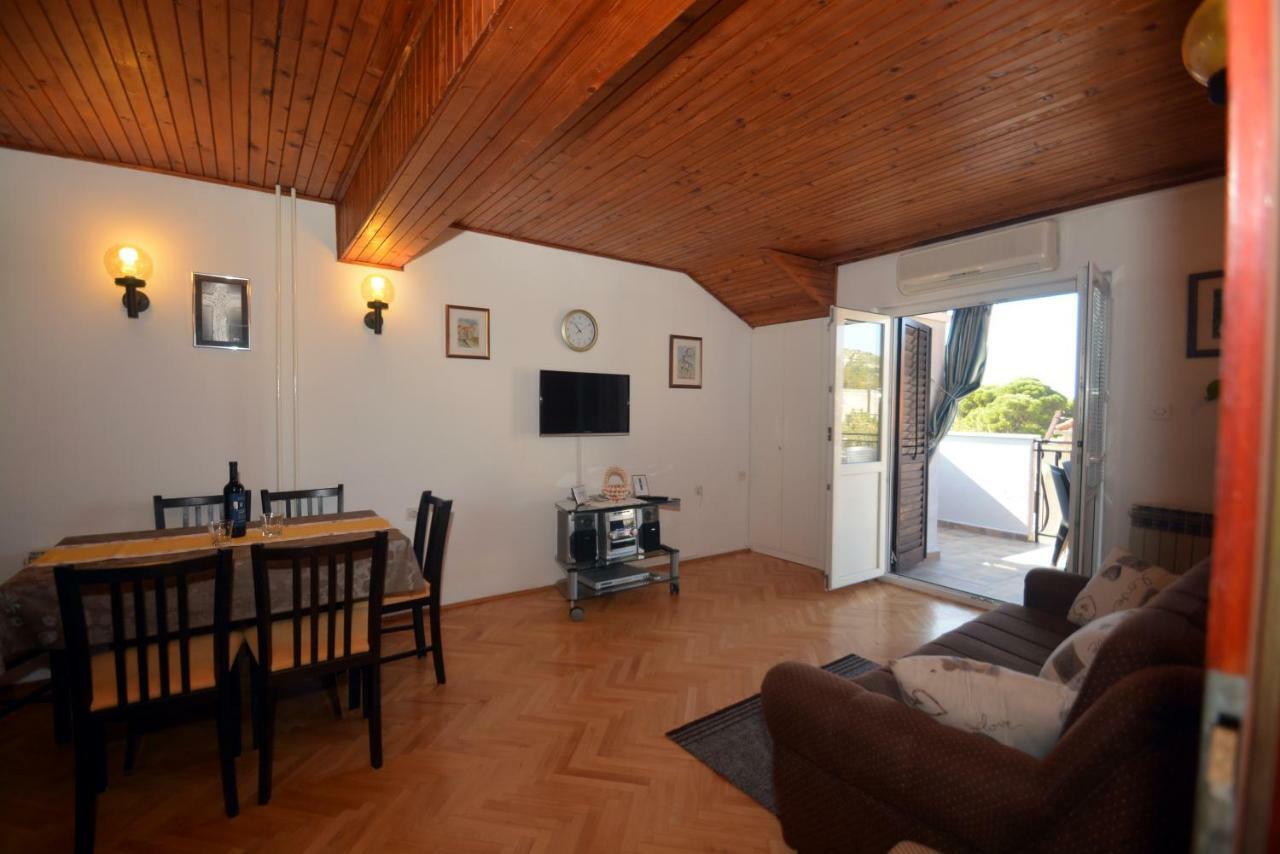 Apartment Mimica-Croatia , Omis , Center ภายนอก รูปภาพ