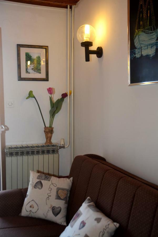 Apartment Mimica-Croatia , Omis , Center ภายนอก รูปภาพ