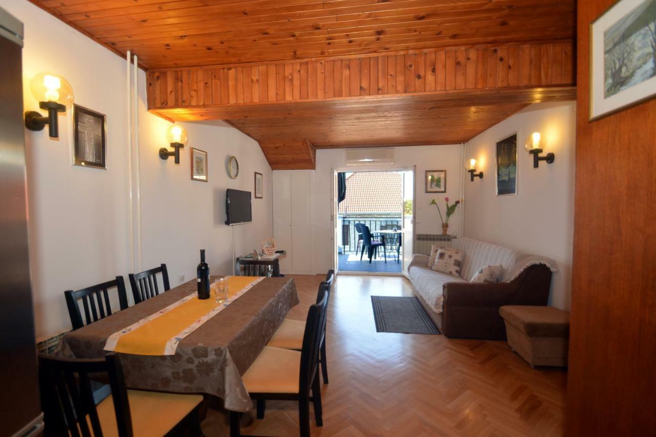 Apartment Mimica-Croatia , Omis , Center ภายนอก รูปภาพ